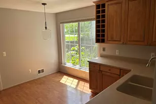 211 Whitney Dr, Rochester Hills, MI 48307 - Photo 11