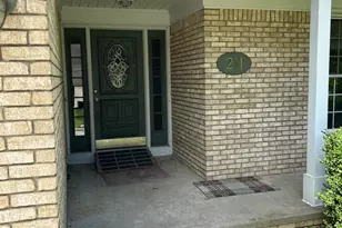 211 Whitney Dr, Rochester Hills, MI 48307 - Photo 3