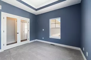 808 Joyce Ln, Saint Johns, MI 48879 - Photo 7