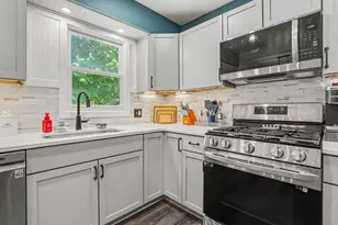67 Gaines St SE, Grand Rapids, MI 49548 - Photo 7