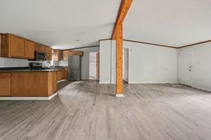 144 Peck St, Battle Creek, MI 49014 - Photo 7
