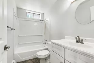 468 W Crooked Lake Dr W, Kalamazoo, MI 49009 - Photo 19