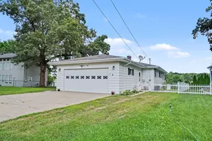 468 W Crooked Lake Dr W, Kalamazoo, MI 49009 - Photo 29
