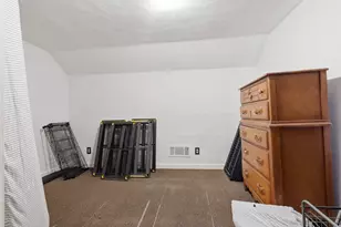612 Baker St, Lansing, MI 48910 - Photo 9