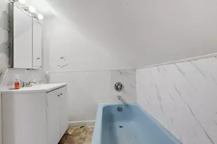 612 Baker St, Lansing, MI 48910 - Photo 11