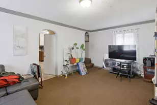 612 Baker St, Lansing, MI 48910 - Photo 5