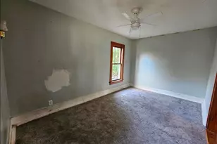 403 Pennsylvania Ave, Dowagiac, MI 49047 - Photo 15