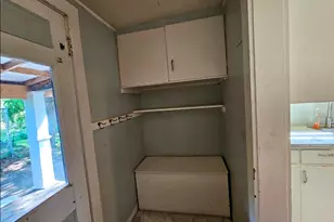 403 Pennsylvania Ave, Dowagiac, MI 49047 - Photo 17