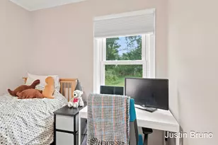 115 Montrose St NE, Grand Rapids, MI 49505 - Photo 19