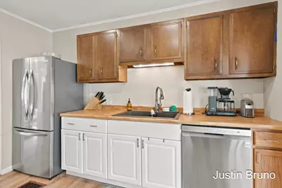 115 Montrose Street NE, Grand Rapids, MI 49505 - Photo 11