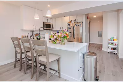 111 N Ashley Street #701, Ann Arbor, MI 48104 - Photo 5