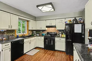 6080 Herring Rd, Litchfield, MI 49252 - Photo 7