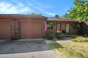 1374 Bent Tree Ct, Hudsonville, MI 49426 - Photo 5