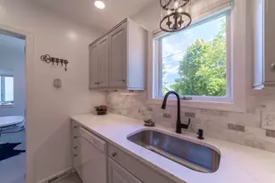 19300 Highland Dr, New Buffalo, MI 49117 - Photo 23