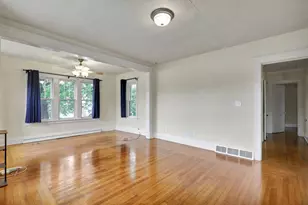 4308 Pleasant Grove Rd, Lansing, MI 48910 - Photo 3