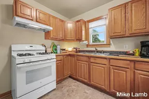 735 Van Buren Ave NW, Grand Rapids, MI 49504 - Photo 9