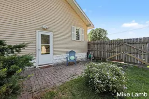 735 Van Buren Ave NW, Grand Rapids, MI 49504 - Photo 19