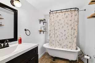 628 Ellery Ave, Jackson, MI 49202 - Photo 15