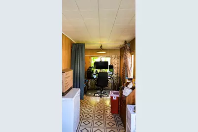 1079 W Southern Avenue, Muskegon, MI 49441 - Photo 5