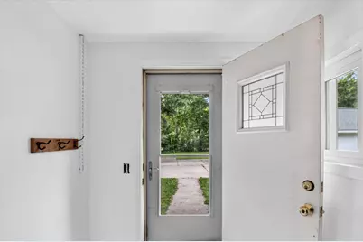 6109 Brooklyn Road, Jackson, MI 49201 - Photo 11
