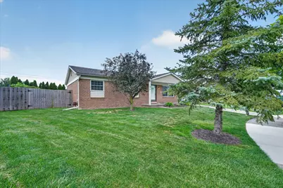245 Roseland Drive, Canton, MI 48187 - Photo 3