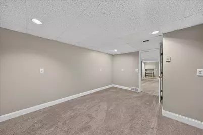 245 Roseland Drive, Canton, MI 48187 - Photo 31