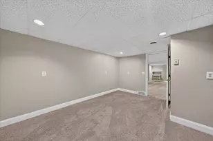 245 Roseland Dr, Canton, MI 48187 - Photo 31