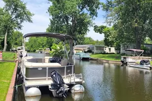 2550 Dardy Dr, Brooklyn, MI 49230 - Photo 3