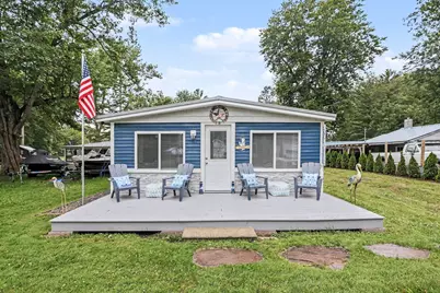 43394 Elm Street, Bangor, MI 49013 - Photo 1
