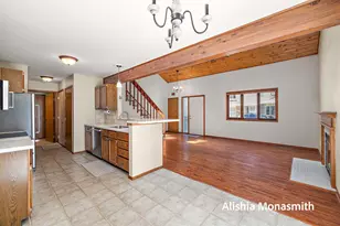 17511 Parkwood Dr, Spring Lake, MI 49456 - Photo 21