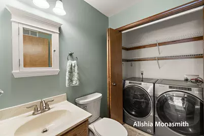 17511 Parkwood Drive #D, Spring Lake, MI 49456 - Photo 27
