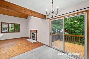 17511 Parkwood Dr, Spring Lake, MI 49456 - Photo 13