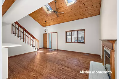 17511 Parkwood Drive #D, Spring Lake, MI 49456 - Photo 11