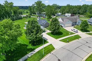 2033 Orchard Ridge Dr NW, Grand Rapids, MI 49534 - Photo 47