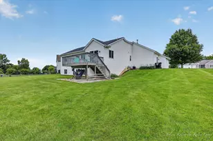 2033 Orchard Ridge Dr NW, Grand Rapids, MI 49534 - Photo 37