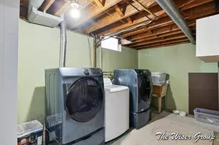 1456 Ball Ave NE, Grand Rapids, MI 49505 - Photo 27