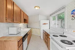 3281 Country Club Way, Albion, MI 49224 - Photo 9