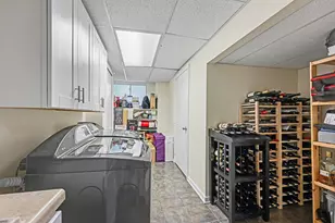 32450 Chesterbrook St, Farmington Hills, MI 48334 - Photo 21