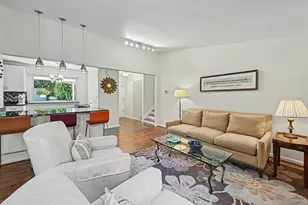 32450 Chesterbrook St, Farmington Hills, MI 48334 - Photo 5