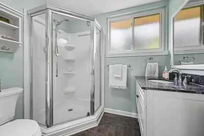 32450 Chesterbrook Street, Farmington Hills, MI 48334 - Photo 17