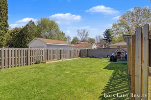 1512 Rossman Ave SE, Grand Rapids, MI 49507 - Photo 29