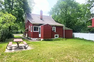 254 4th Ave, Manistee, MI 49660 - Photo 25