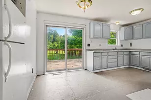 524 Graham St, Cassopolis, MI 49031 - Photo 7