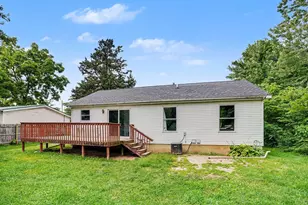 524 Graham St, Cassopolis, MI 49031 - Photo 23