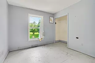 524 Graham St, Cassopolis, MI 49031 - Photo 11