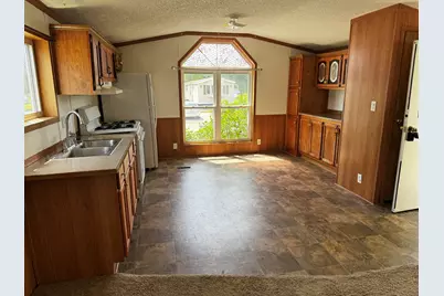 18376 Saint Joseph Avenue #218, Big Rapids, MI 49307 - Photo 3