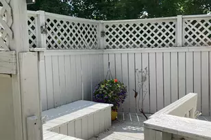 2417 N Circle Dr, Ann Arbor, MI 48103 - Photo 9