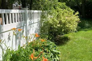 2417 N Circle Dr, Ann Arbor, MI 48103 - Photo 3