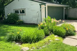 2417 N Circle Dr, Ann Arbor, MI 48103 - Photo 25