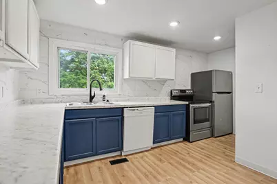 190 E Cross Street, Clarksville, MI 48815 - Photo 9